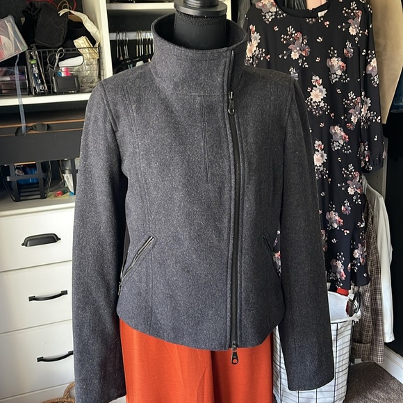 Martin + Osa Gray Blazer with Asymmetrical Closure and Structured Fit - Picture 3 of 5